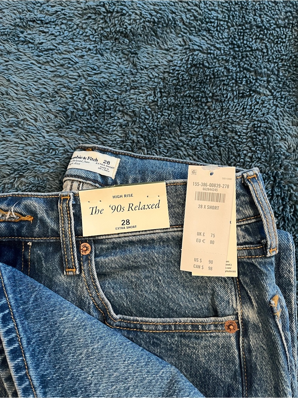 Abercrombie and Fitch - 90’s relaxed Jean High Rise